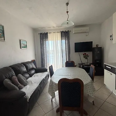 Apartman Mia A3 Solta *